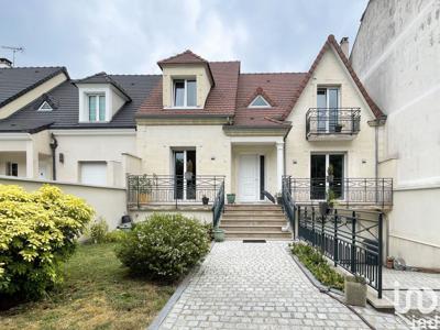 Maison 6 pièces de 153 m² à Champigny-sur-Marne (94500)