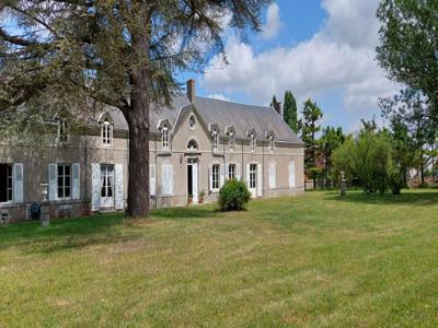 Villa de 12 pièces de luxe en vente Cloyes-sur-le-Loir, France