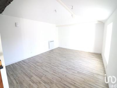 Appartement 1 pièce de 24 m² à Secondigny (79130)
