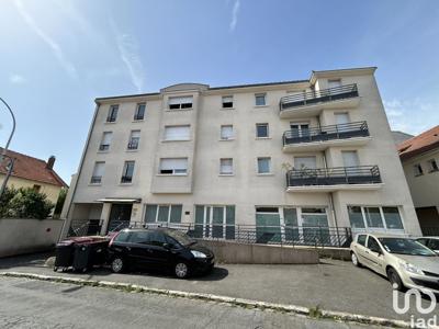 Appartement 1 pièce de 29 m² à Savigny-sur-Orge (91600)