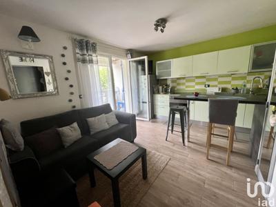 Appartement 2 pièces de 28 m² à Mandelieu-la-Napoule (06210)