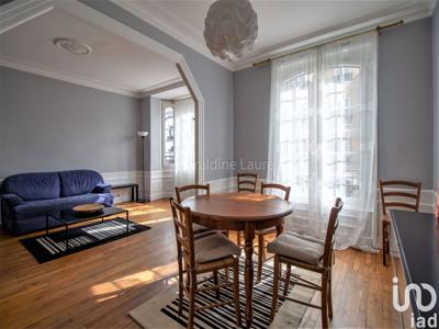 Appartement 2 pièces de 63 m² à LA VARENNE-SAINT-HILAIRE (94210)