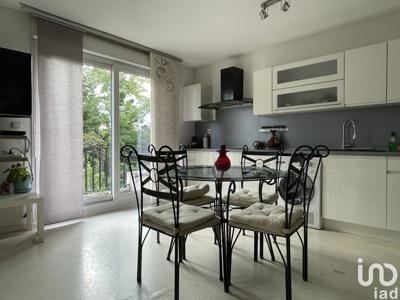 Appartement 3 pièces de 64 m² à Chambly (60230)