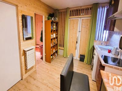 Appartement 4 pièces de 37 m² à Allos (04260)