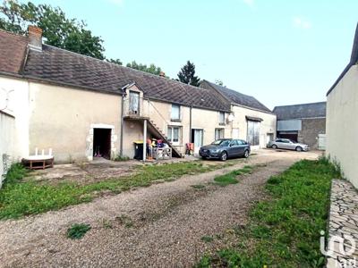 Ferme 2 pièces de 208 m² à Huisseau-sur-Mauves (45130)