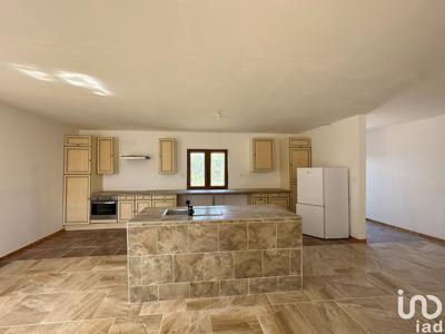Maison 4 pièces de 135 m² à Lamothe-Montravel (24230)