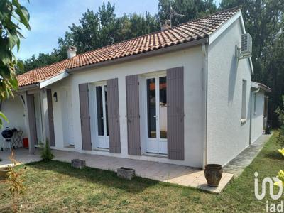 Maison 6 pièces de 105 m² à Pont-du-Casse (47480)