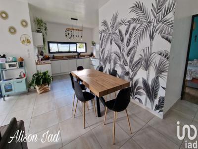 Maison 6 pièces de 150 m² à Guichainville (27930)