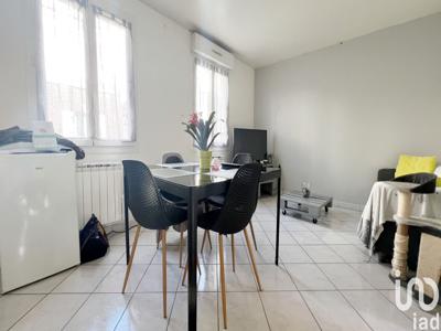 Appartement 2 pièces de 37 m² à Beauvais (60000)