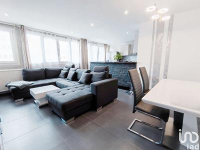 Appartement 5 pièces de 82 m² à Neuilly-sur-Marne (93330)