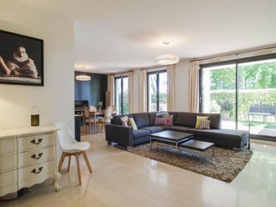Appartement de 3 chambres de luxe en vente à Collonges-au-Mont-d'Or, Auvergne-Rhône-Alpes