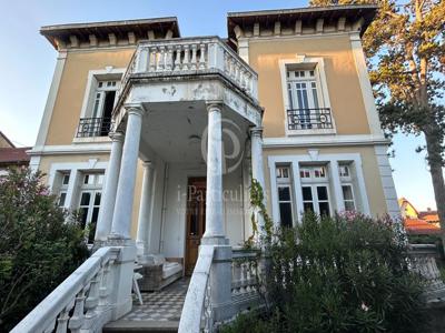 Luxury House for sale in Romans-sur-Isère, France