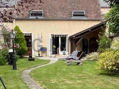 8 room luxury Villa for sale in Dreux, France