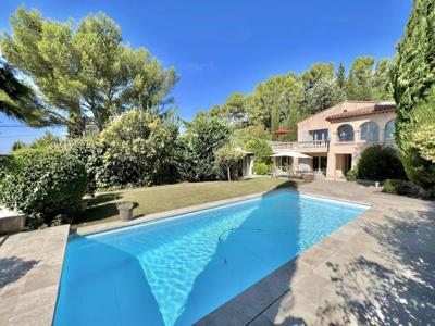 Villa de luxe de 6 pièces en vente Aix-en-Provence, Provence-Alpes-Côte d'Azur