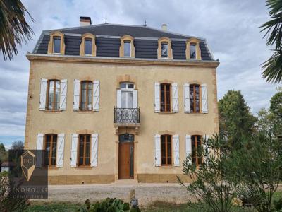 Prestigieux château de 286 m2 en vente - Aurignac, Occitanie