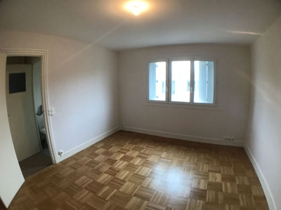 Location appartement 1 pièce 28.93 m²