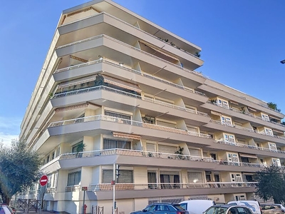 Location appartement 2 pièces 47.59 m²
