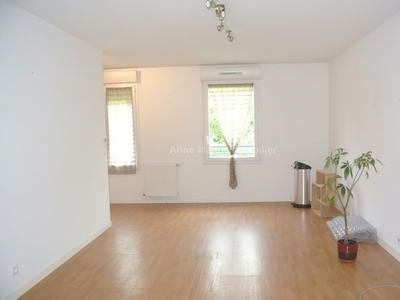 Location appartement 3 pièces 66.98 m²