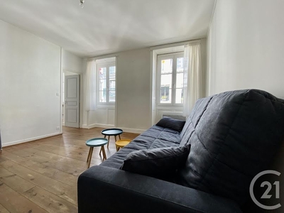 Location meublée appartement 3 pièces 45.63 m²
