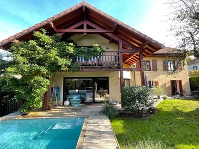 Luxury House for sale in Aix-les-Bains, France