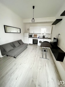 Appartement 2 pièces de 29 m² à Courbevoie (92400)