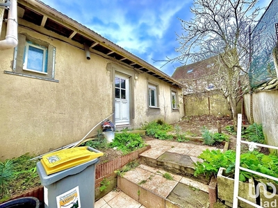 Appartement 2 pièces de 31 m² à Pont-sur-Yonne (89140)