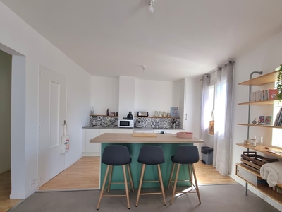 Appartement 2 pièces de 49 m² à Pont-Saint-Esprit (30130)