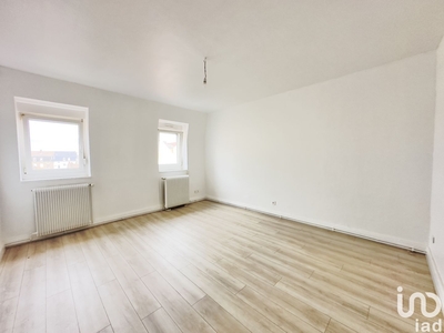 Appartement 3 pièces de 69 m² à Mulhouse (68200)