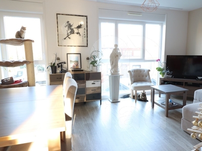 Appartement 4 pièces de 80 m² à Templeuve-en-Pévèle (59242)