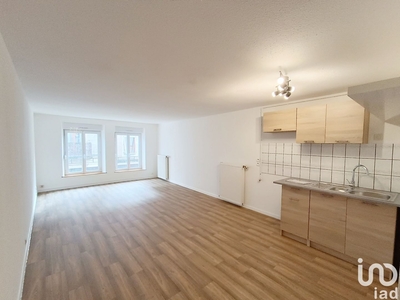 Appartement 4 pièces de 88 m² à Bourbonne-les-Bains (52400)