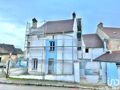 Immeuble de 208 m² à Pont-sur-Yonne (89140)