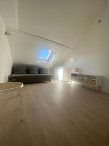 Location appartement 1 pièce 13.4 m²
