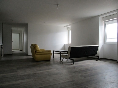 Location appartement 2 pièces 74.5 m²