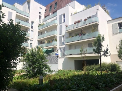 Location appartement 3 pièces 65.42 m²