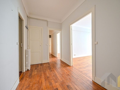 Location appartement 3 pièces 71.22 m²