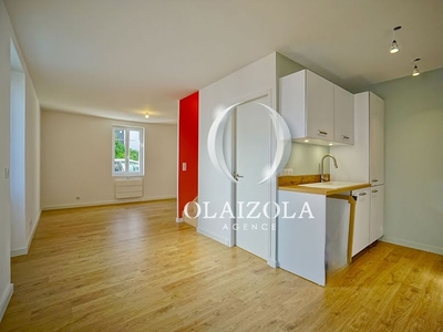 Location appartement 4 pièces 91.16 m²