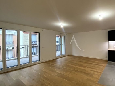 Location appartement 5 pièces 113.76 m²