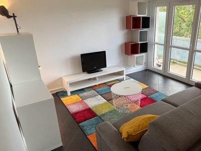 Location meublée appartement 1 pièce 30.62 m²