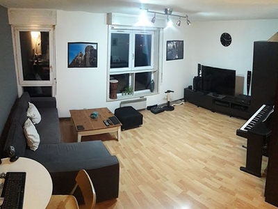 Location meublée appartement 1 pièce 52.46 m²