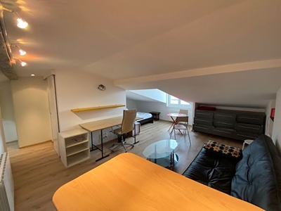 Location meublée appartement 2 pièces 43.43 m²