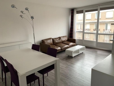 Location meublée appartement 2 pièces 45.61 m²