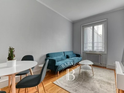 Location meublée appartement 2 pièces 49.71 m²
