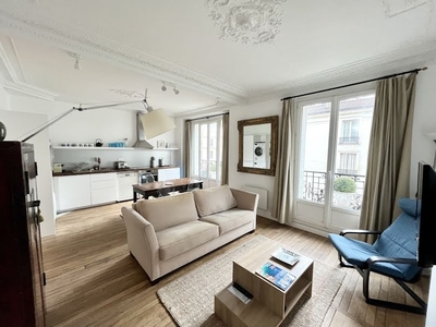 Location meublée appartement 4 pièces 83.23 m²