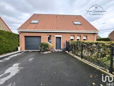 Maison 5 pièces de 110 m² à Hazebrouck (59190)