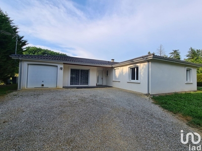 Maison 6 pièces de 124 m² à Saint-Aubin-de-Cadelech (24500)