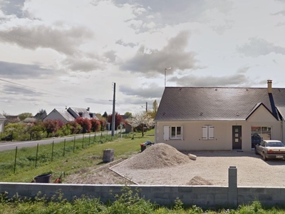 Maison 7 pièces de 156 m² à Savigny-en-Véron (37420)