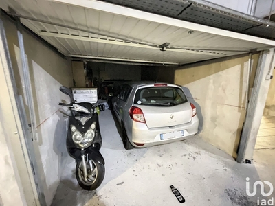 Parking/garage/box de 16 m² à Nice (06300)