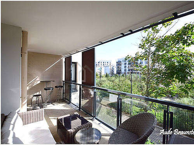 Appartement 2 chambres meublé avec accès handicapé, garage et terrasseBois-Colombes (92270)