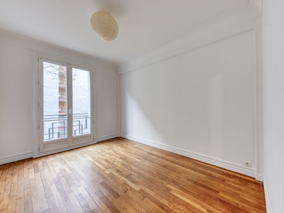 Appartement 2 pièces de 48 m² à Clichy (92110)