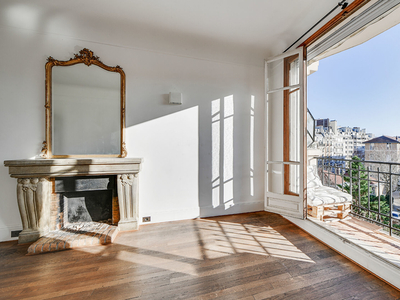 Appartement Paris 2 pièce(s) 63.90 m2